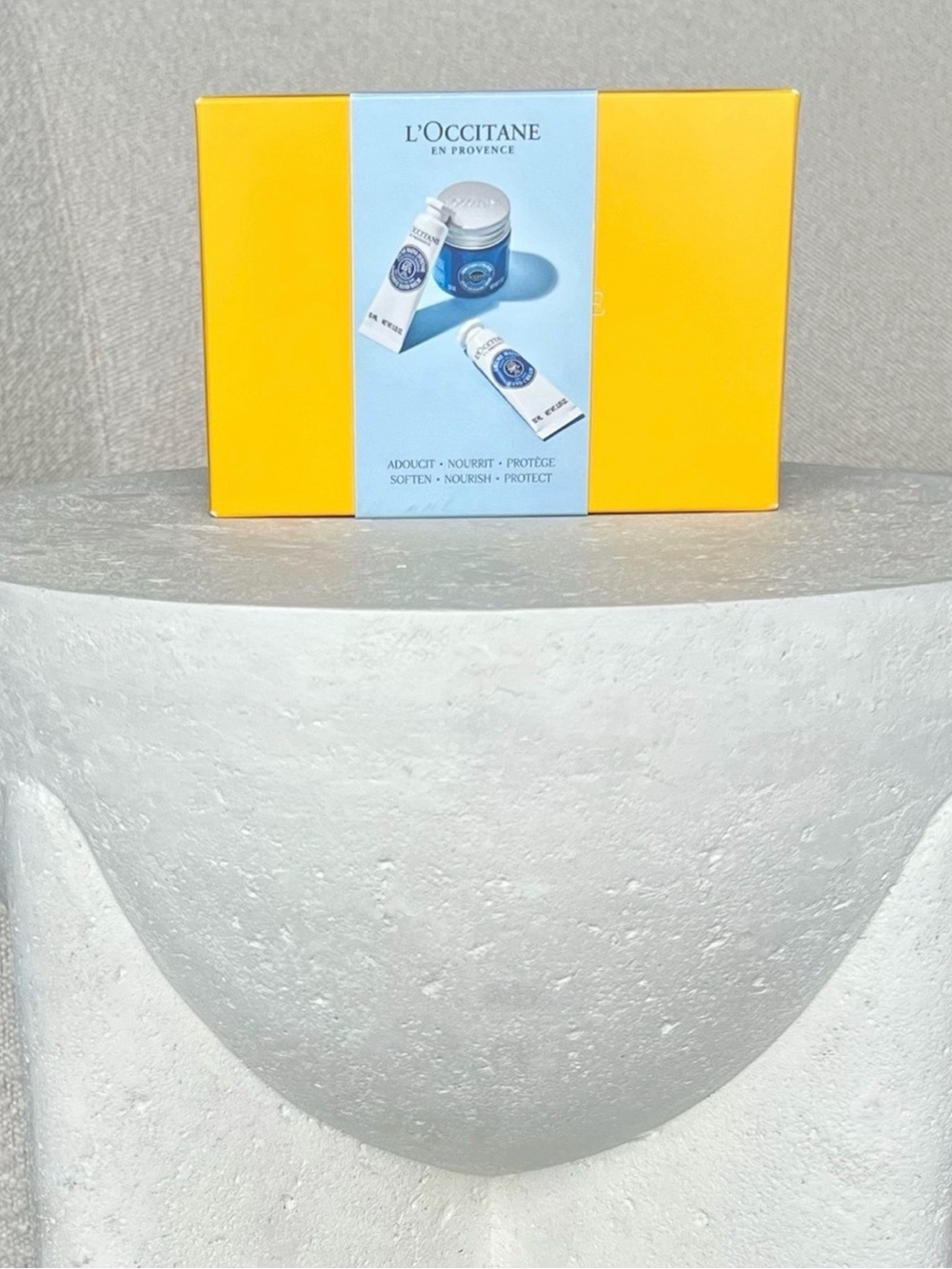 L'OCCITANE Body and hand care Gift Box - 5 items totals